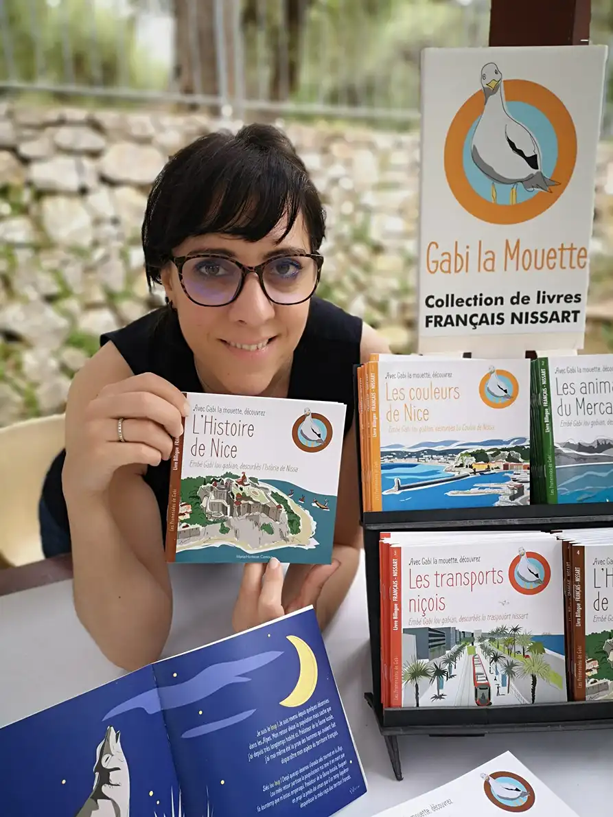 Photographie de Marie-Hortense Camous auteure de Gabi La Mouette les livre en français et en nissart